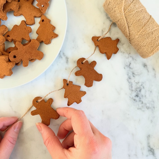 DIY Cinnamon Apple Sauce Ornaments